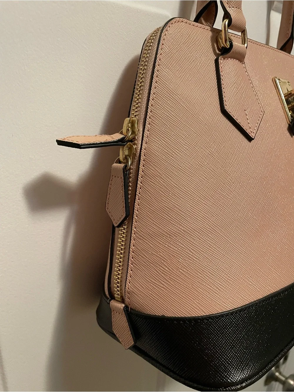 Samantha Thavasa stylish structured